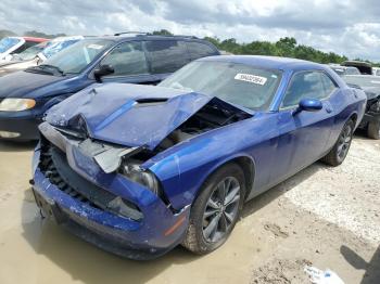  Salvage Dodge Challenger