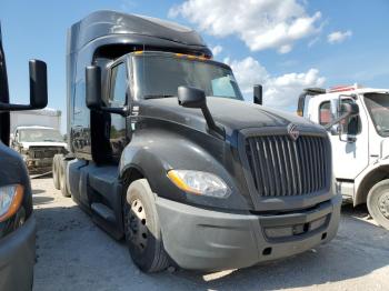  Salvage International Navistar