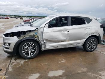  Salvage Hyundai TUCSON