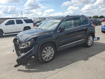  Salvage Volkswagen Tiguan