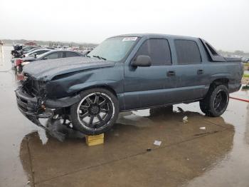  Salvage Chevrolet Avalanche