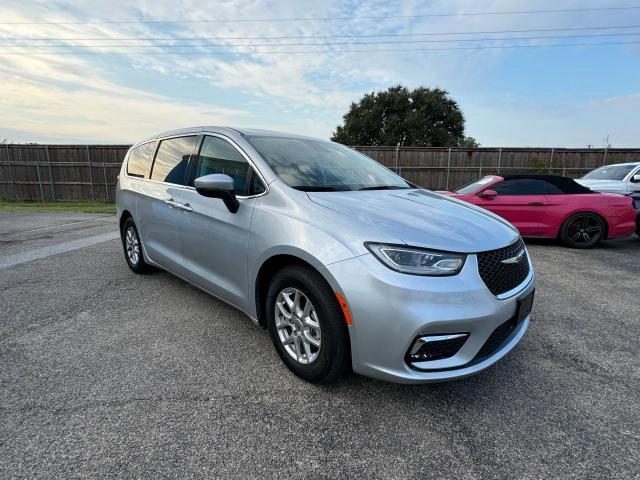  Salvage Chrysler Pacifica