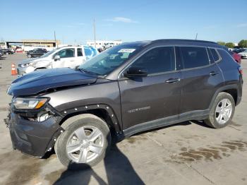  Salvage Jeep Compass