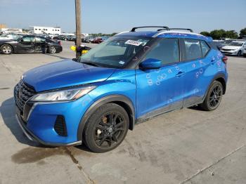  Salvage Nissan Kicks