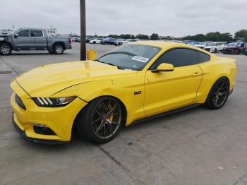  Salvage Ford Mustang