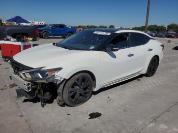  Salvage Nissan Maxima