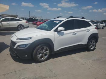  Salvage Hyundai KONA