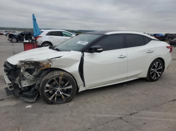  Salvage Nissan Maxima