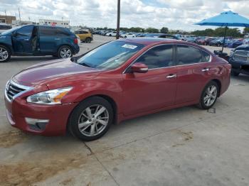  Salvage Nissan Altima