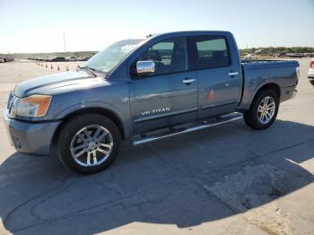  Salvage Nissan Titan