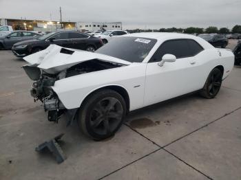  Salvage Dodge Challenger