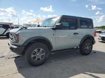  Salvage Ford Bronco