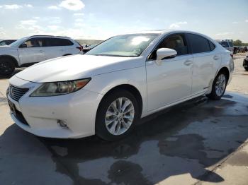  Salvage Lexus Es