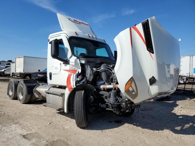  Salvage Freightliner Cascadia 1