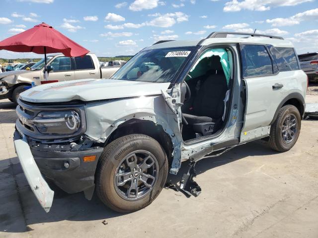  Salvage Ford Bronco