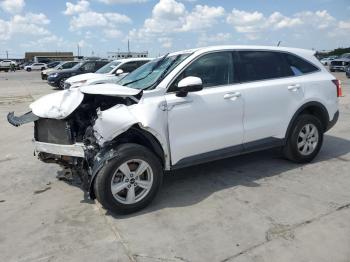  Salvage Kia Sorento