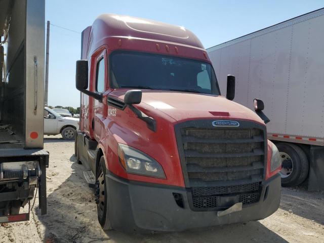  Salvage Freightliner Cascadia 1