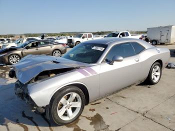  Salvage Dodge Challenger