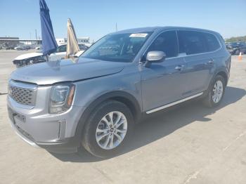  Salvage Kia Telluride