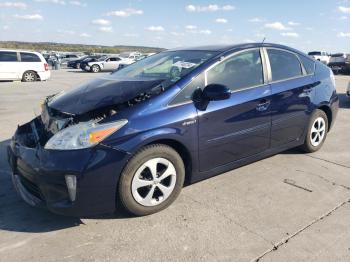  Salvage Toyota Prius