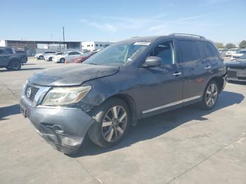  Salvage Nissan Pathfinder