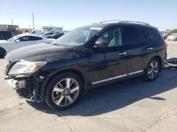  Salvage Nissan Pathfinder