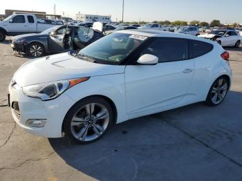  Salvage Hyundai VELOSTER