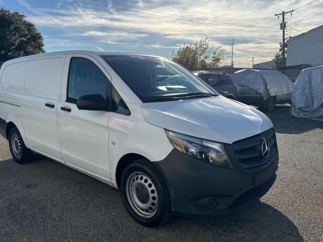  Salvage Mercedes-Benz Metris