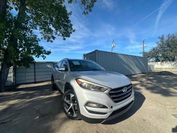  Salvage Hyundai TUCSON