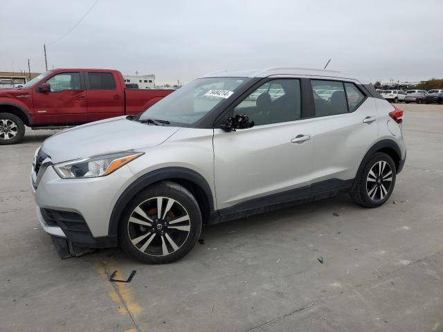  Salvage Nissan Kicks