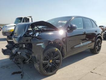  Salvage Porsche Cayenne