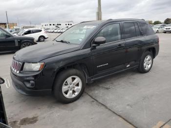  Salvage Jeep Compass