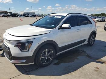  Salvage Kia Niro