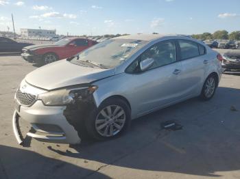  Salvage Kia Forte