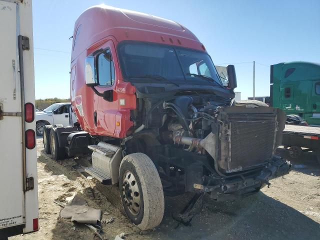  Salvage Freightliner Cascadia 1