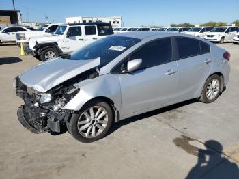  Salvage Kia Forte