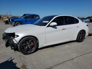  Salvage Alfa Romeo Giulia