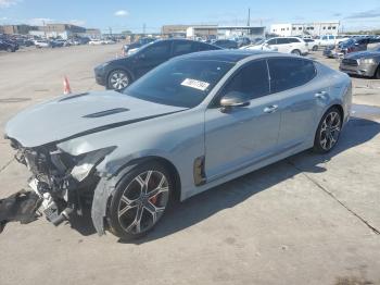  Salvage Kia Stinger