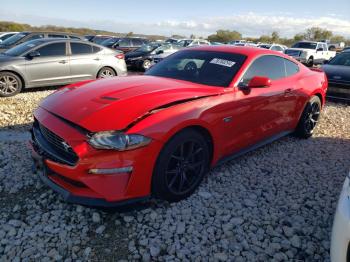  Salvage Ford Mustang