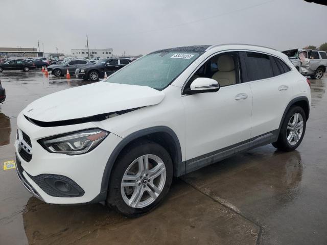  Salvage Mercedes-Benz GLA