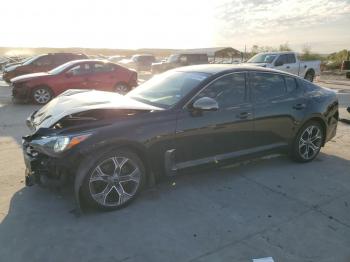  Salvage Kia Stinger