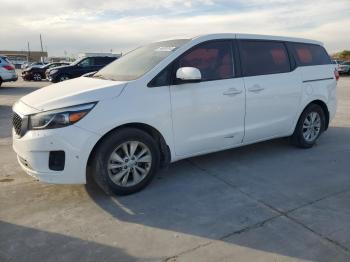  Salvage Kia Sedona