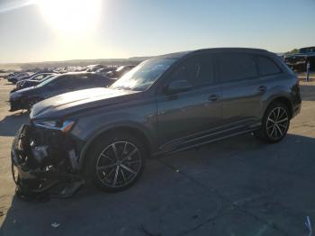  Salvage Audi Q7