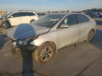  Salvage Kia Forte