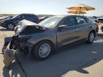  Salvage Nissan Altima