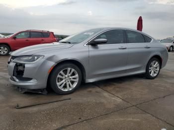  Salvage Chrysler 200