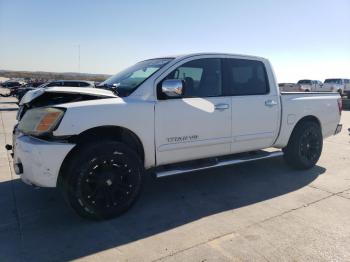  Salvage Nissan Titan