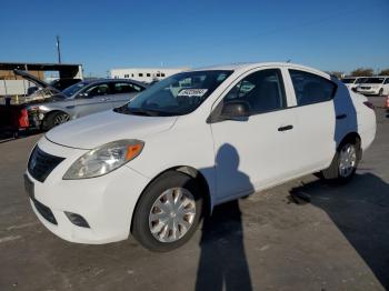  Salvage Nissan Versa