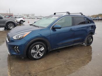  Salvage Kia Niro