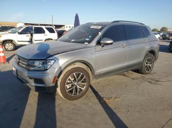  Salvage Volkswagen Tiguan